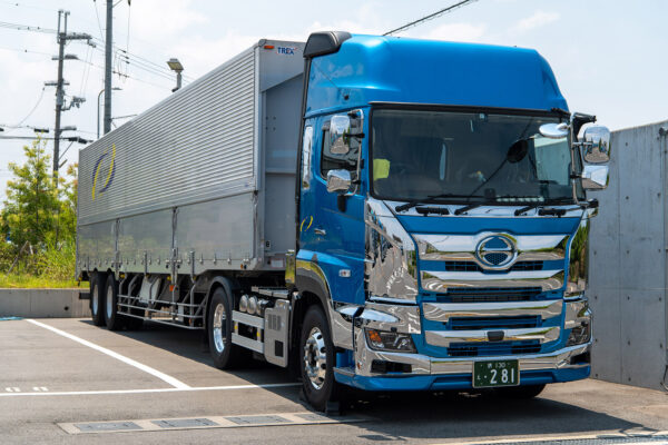 一般貨物の大型トラックドライバー 大型トラックの運転手 大型 近距離 関東地場 株式会社ロジックナンカイ